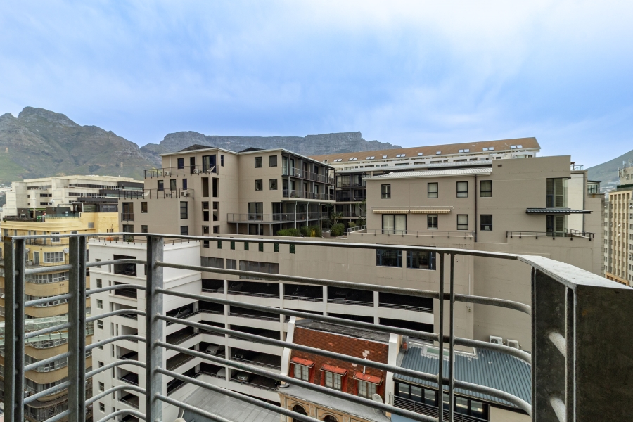 1 Bedroom Property for Sale in Cape Town City Centre Western Cape